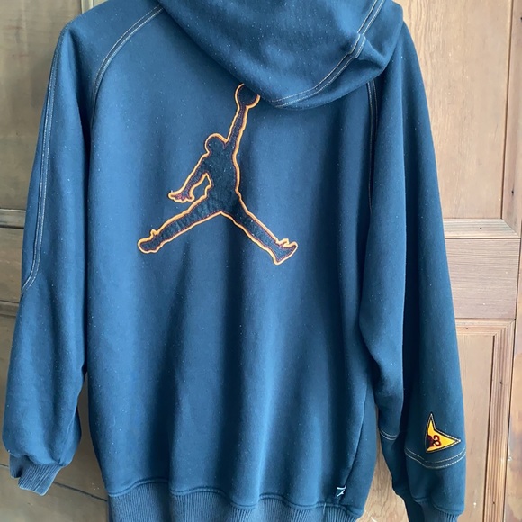 Vintage Air Jordan Zip Up Hoodie. Sz Small. - Picture 5 of 11
